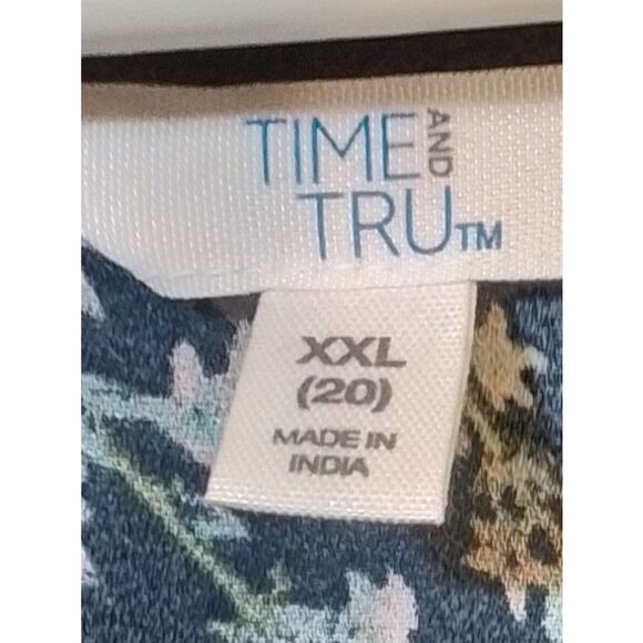 Time and Tru Faux Wrap Dress - Picture 9 of 9